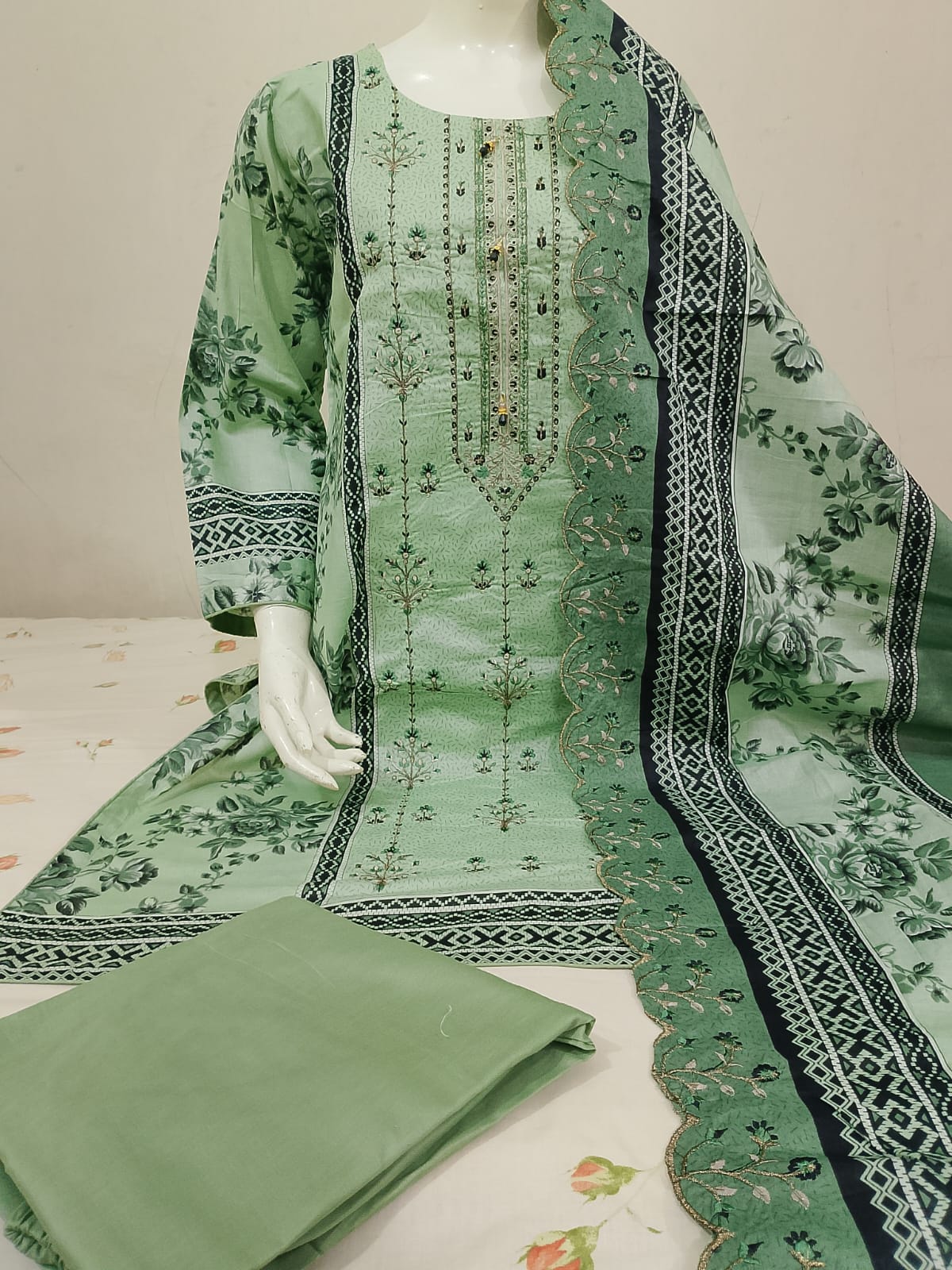 EMBROIDED CUT WORK DUPATTA'S  EMBROIDERY